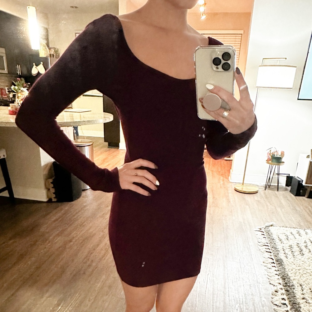 Low back dress - Vici